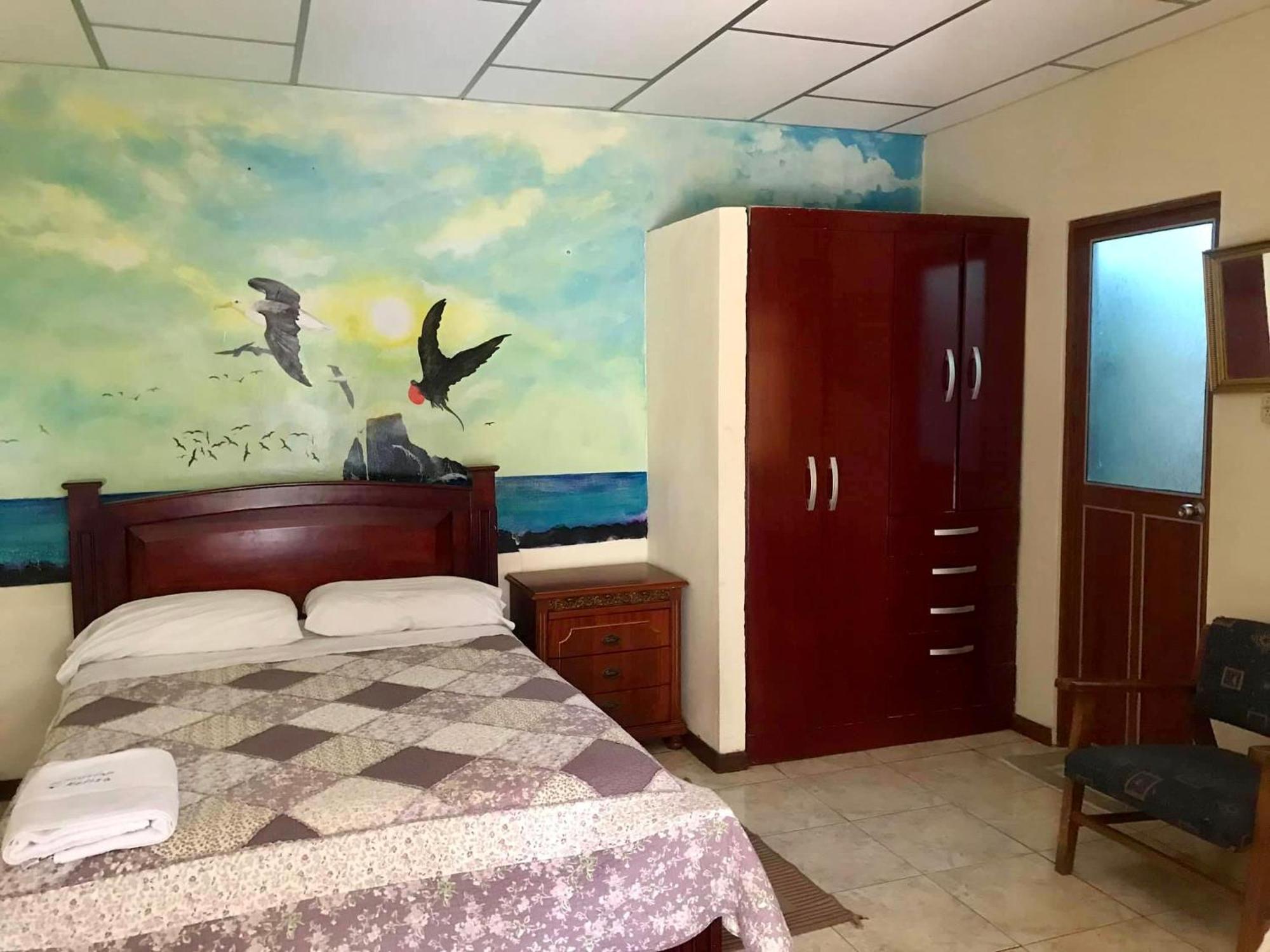 بويرتو أيورا Nelyza'S Suites & Adventure المظهر الخارجي الصورة